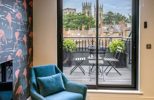Bootham Apartment | The Quadrant - The King Suite