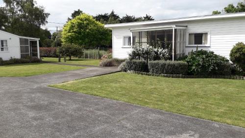 Woodville Apartment | 'The Quarters'