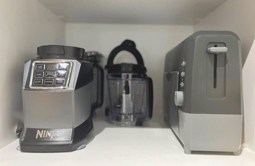 Grafton Apartment | The Quarters | Suite 4