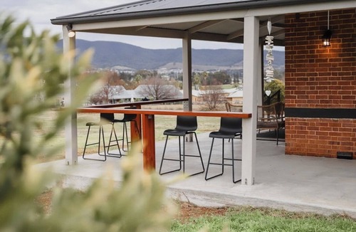 Central Mudgee House | The Queen 👸