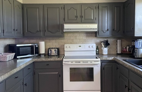 Doe Run Other | The Queen Bee Farm Stay/Hot tub