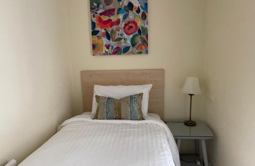 Olney House | The Queen Hotel