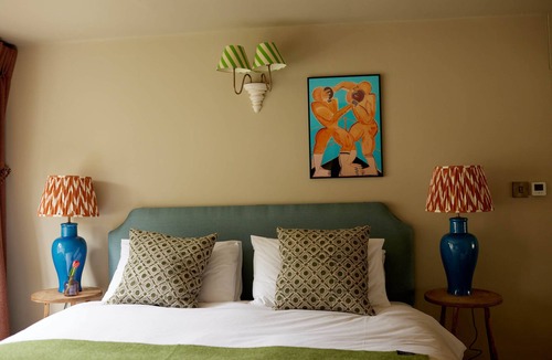 Broad Chalke Hotel | The Queen's Head