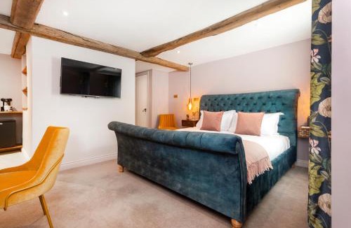 Hawkhurst Hotel | The Queen's Inn