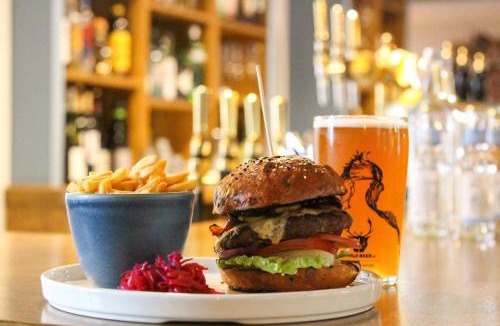 Corton Denham Hotel | The Queens Arms