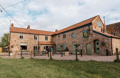 Chew Magna Hotel | The Queens Chew Magna