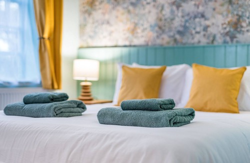 Warwick-on-Eden Hotel | The Queens