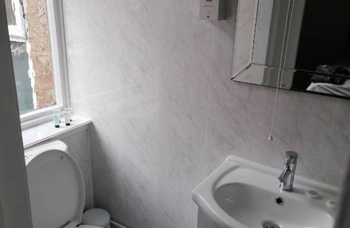 Ashby-de-la-Zouch Hotel | The Queens Head