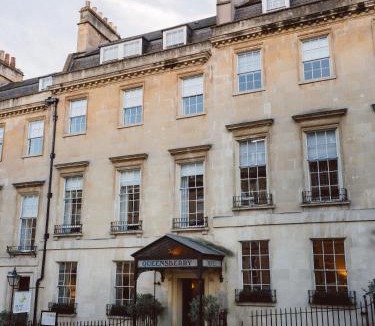 Upper Town Hotel | The Queensberry Hotel