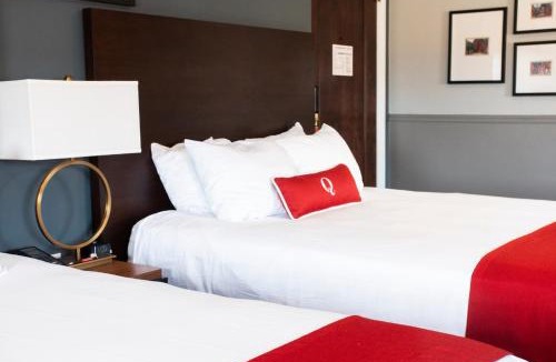 Glens Falls Hotel | The Queensbury Hotel