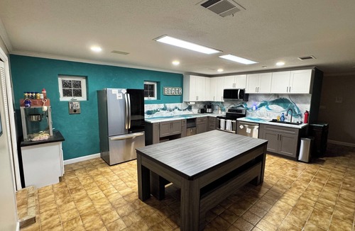 Fort Walton Beach House | The Quiet Waterfront Escape - Loaded with Amenities