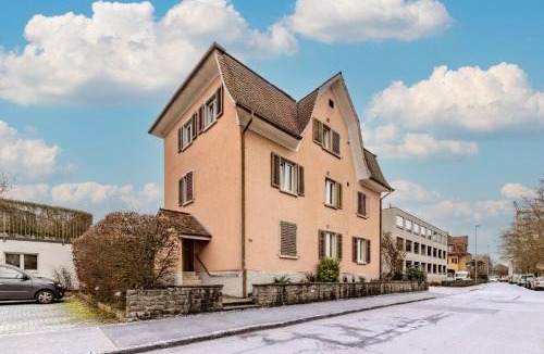 Schaffhausen Apartment | The R Apartment Weinsteig, comfort and serenity