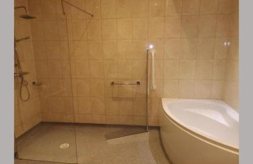 Desborough Hotel | The R Inn Hotel