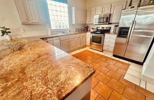 Gadsden Apartment | The Rail House Loft B