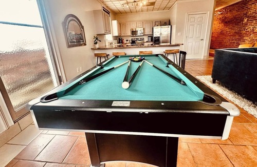 Gadsden Apartment | The Rail House Loft B