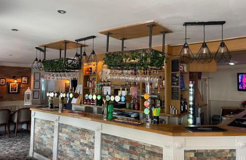 Wingate Hotel | The Railway Crossings Inn