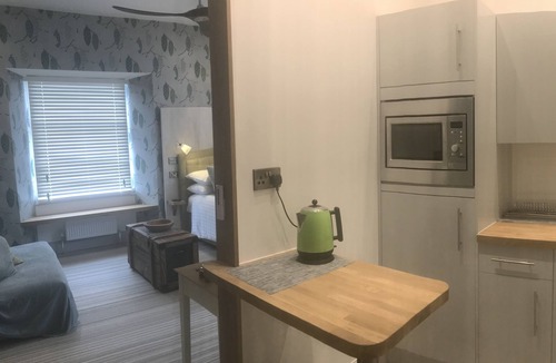 Galmpton House | The Railway Inn