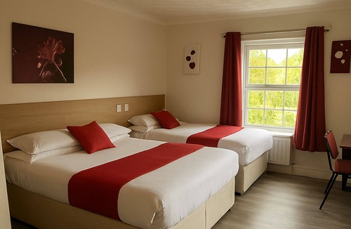 Colchester House | The Railway Sleeper Lodge