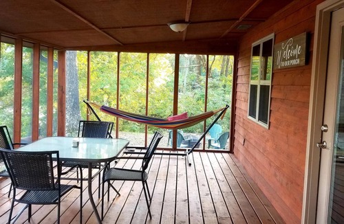 Calico Rock House | The Rainbow - Cabin 2 -Amazing White River frontage views!