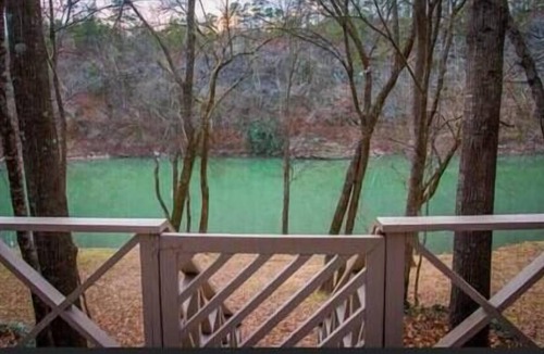 Golden House | The Ranch at River's Bend- Cabin 3-Ritz on the River