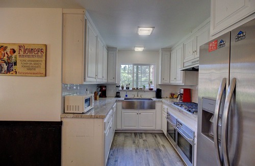 Big Bear Hotel | The Ranch House at Shay Meadows by Big Bear Vacations