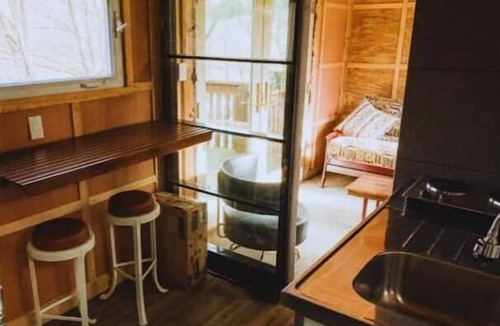 Town of Colchester House | The Raven's Nest