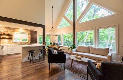 Calabogie Ski Chalet | The Ravine In Calabogie - Luxury Chalet