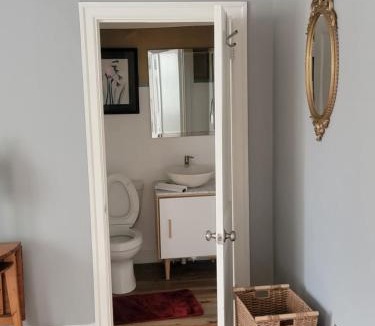 Carlisle Apartment | The Rear Squad-Bay Apartment