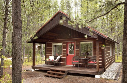 Columbia Falls Cabin | The Reclusive Moose Cabins