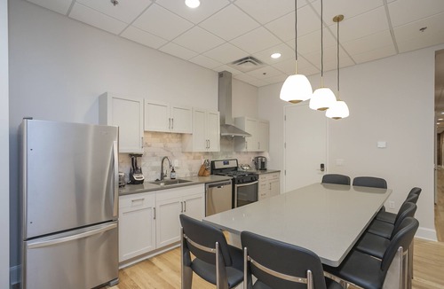 Downtown Nashville Condo | The Record Room -steps to Broadway & Printer’s Alley