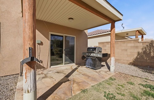 Alamogordo House | The Red Arroyo House