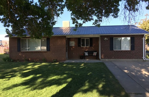 Blanding House | The Red Brick Cozy - The Perfect Place To Stay