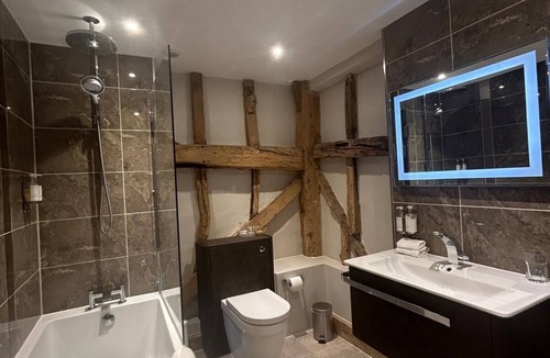 Royston Hotel | The Red Cow Inn