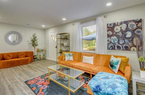 West Falls Church House | 'The Red Door' Stylish Family Home in Falls Church
