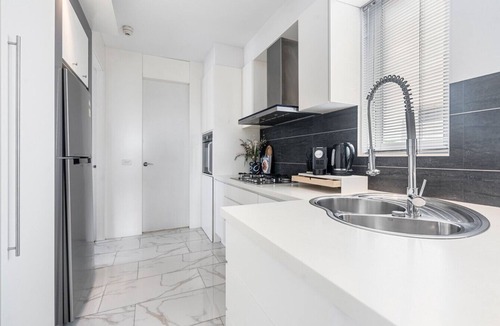 Caulfield North Apartment | The Red Ember Retreat