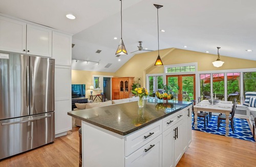 Croton-on-Hudson House | The Red Hill Retreat - Woods Water History Privacy