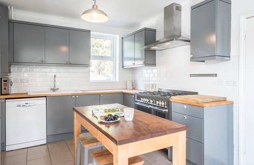 Leiston House | The Red House, Leiston - A Smart Base for Coast and Work