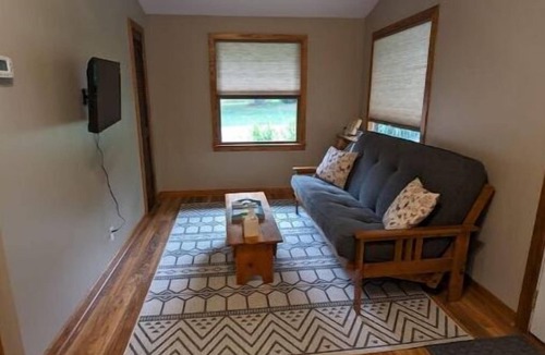 Shelby Cabin | The Red House