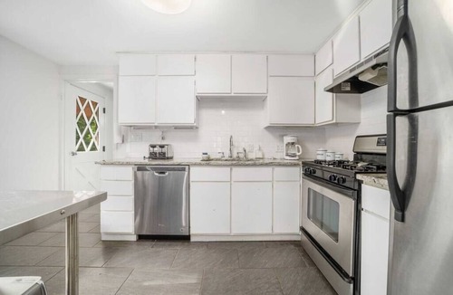 Richmond House | The Red House