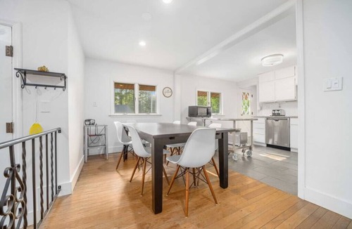 Richmond House | The Red House