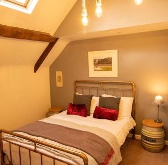 Arlingham Hotel | The Red Lion Arlingham