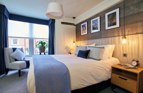 Odiham Hotel | The Red Lion