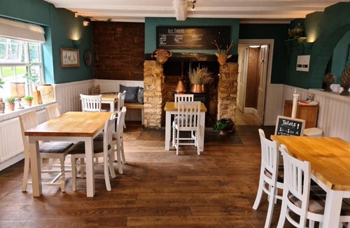 Kilsby Hotel | The Red Lion