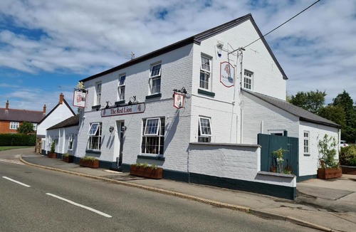 Kilsby Hotel | The Red Lion