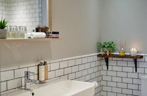 Odiham Hotel | The Red Lion