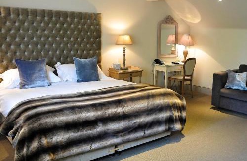 Babcary Hotel | The Red Lion Inn