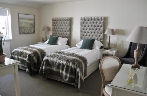 Babcary Hotel | The Red Lion Inn