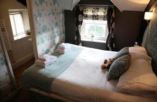 Burnsall Hotel | The Red Lion & Manor House