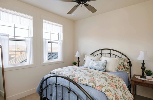Ivins Resort | The Red Mountain Suite @ HSRV