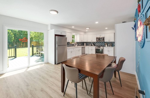 Georgetown House | The Red Poppy House